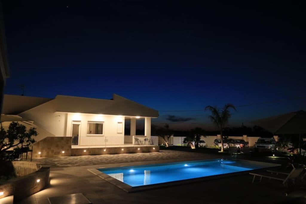 Malia Holiday Villa Conversano Buitenkant foto